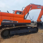 Máy xúc bánh xích Doosan DX220