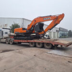 Máy đào bánh xích Doosan DX220LCA-2M