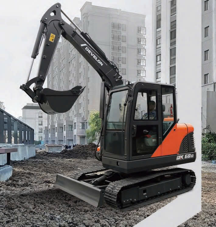 Develon DX60D - máy xúc bánh xích mini đáng mua 2026